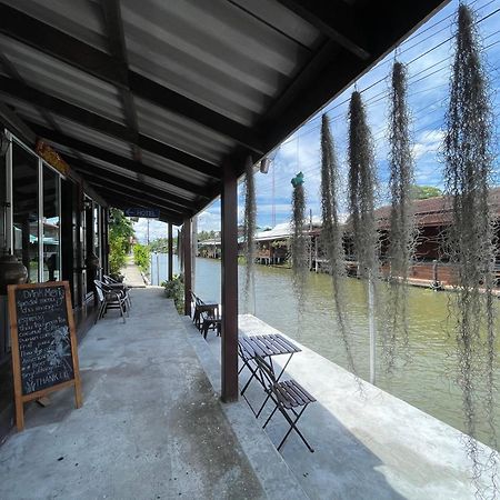 Reuan Vilawan Ratchaburi エクステリア 写真