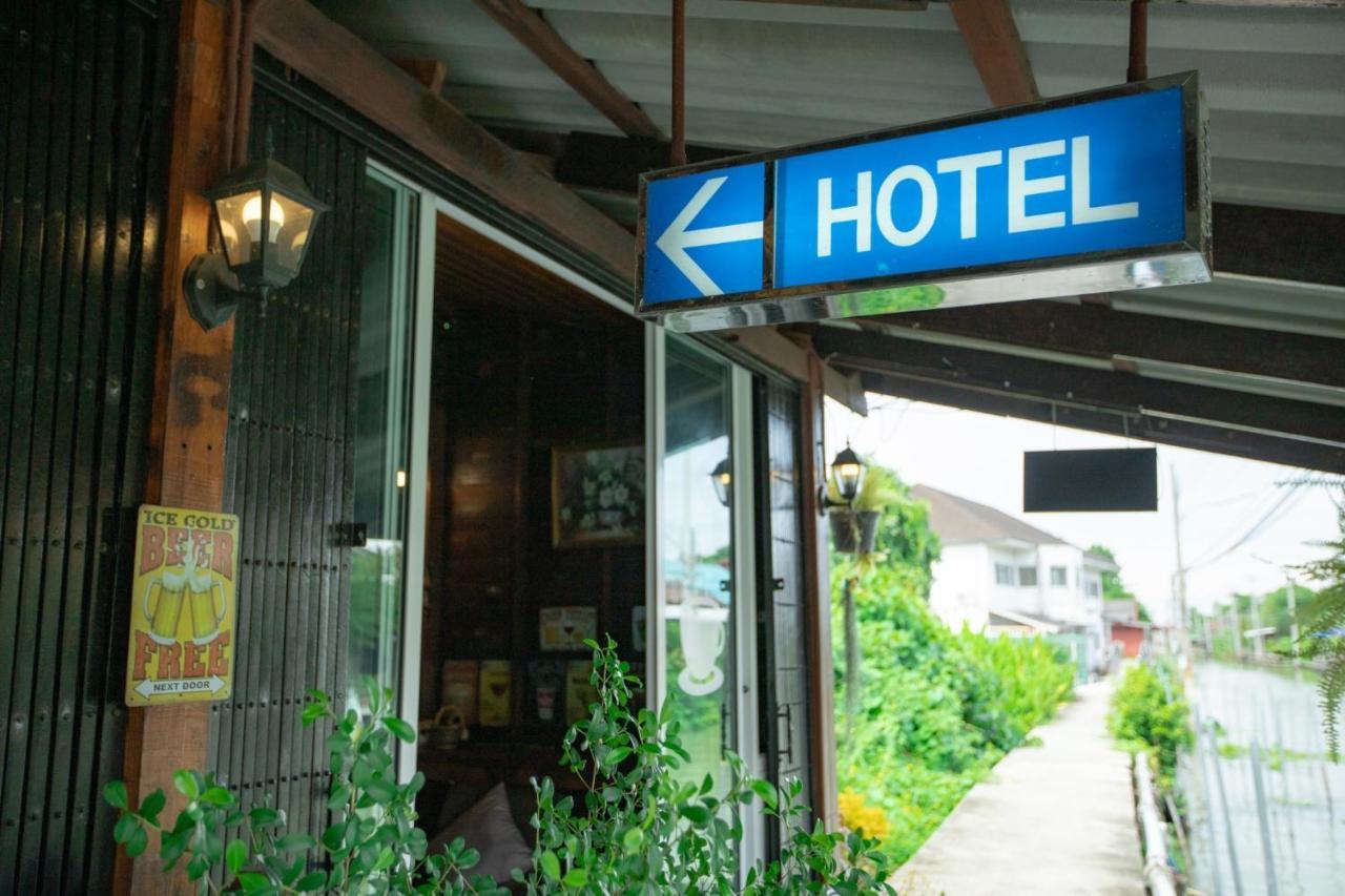 Reuan Vilawan Ratchaburi エクステリア 写真