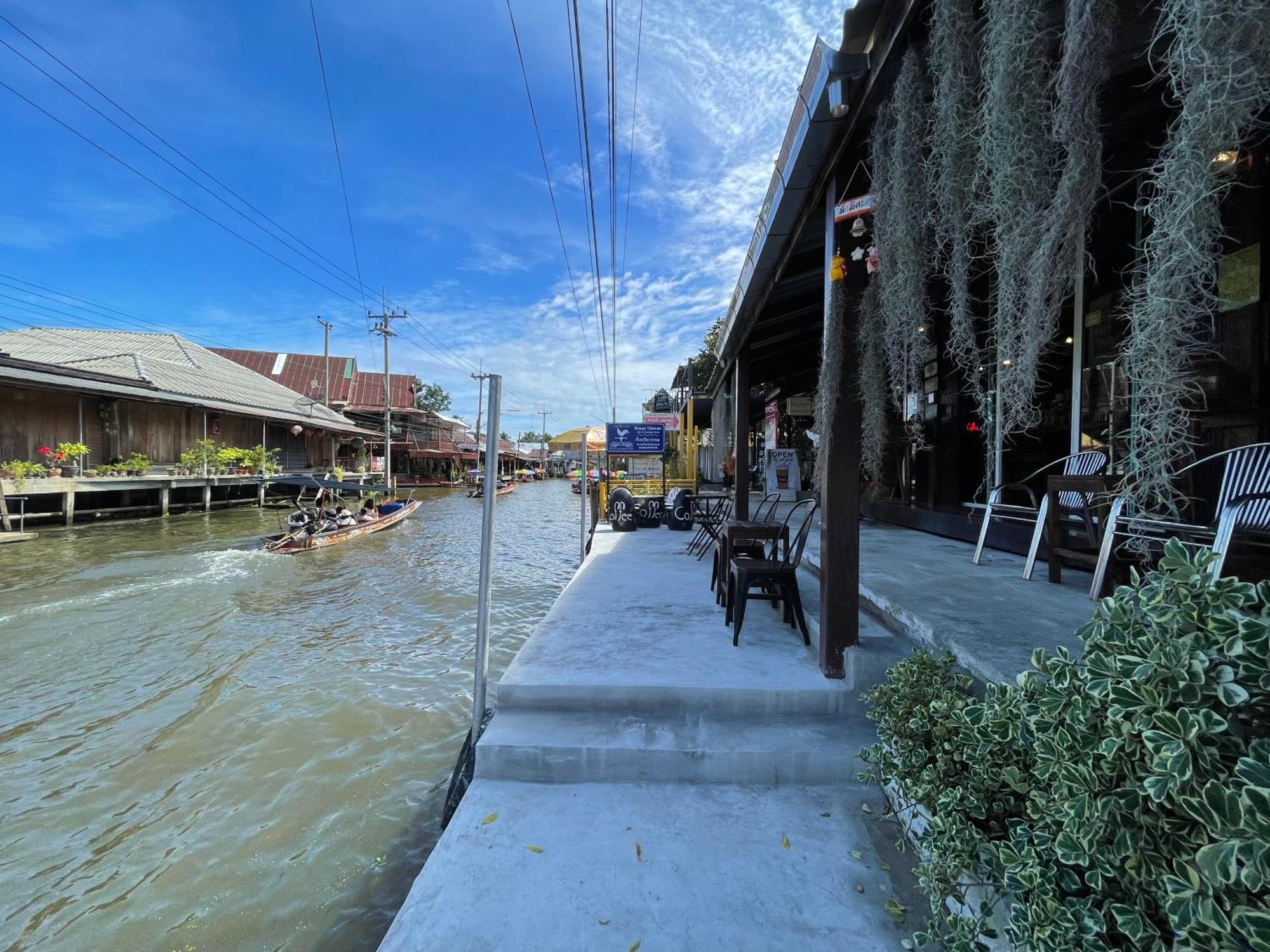 Reuan Vilawan Ratchaburi エクステリア 写真