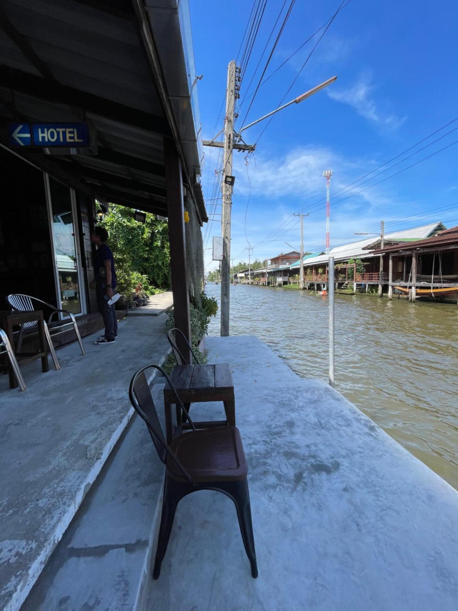Reuan Vilawan Ratchaburi エクステリア 写真